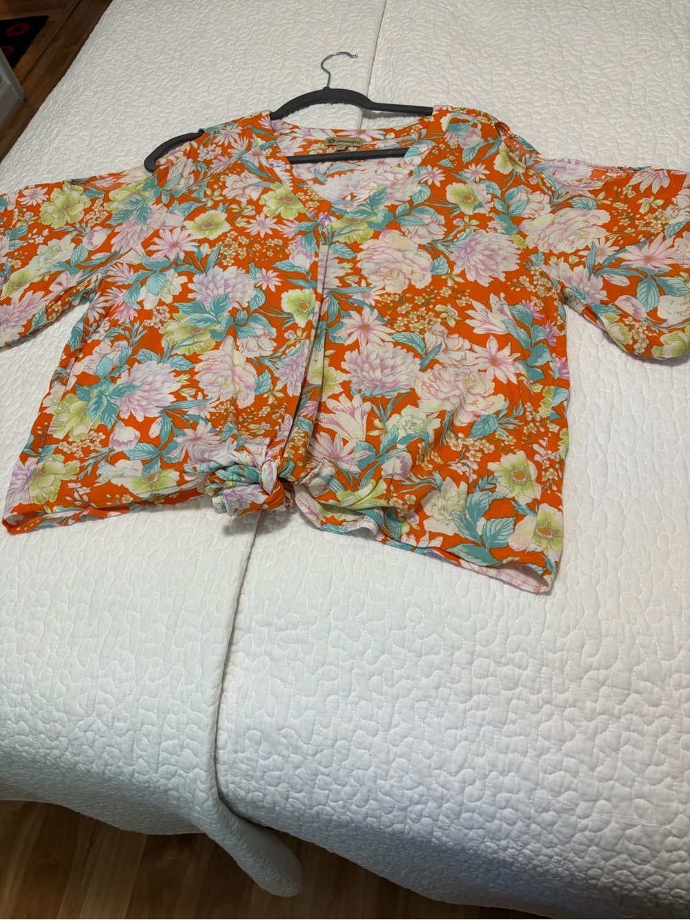 Democracy size M women’s Floral Tie-Front Top - Orange. Great condition